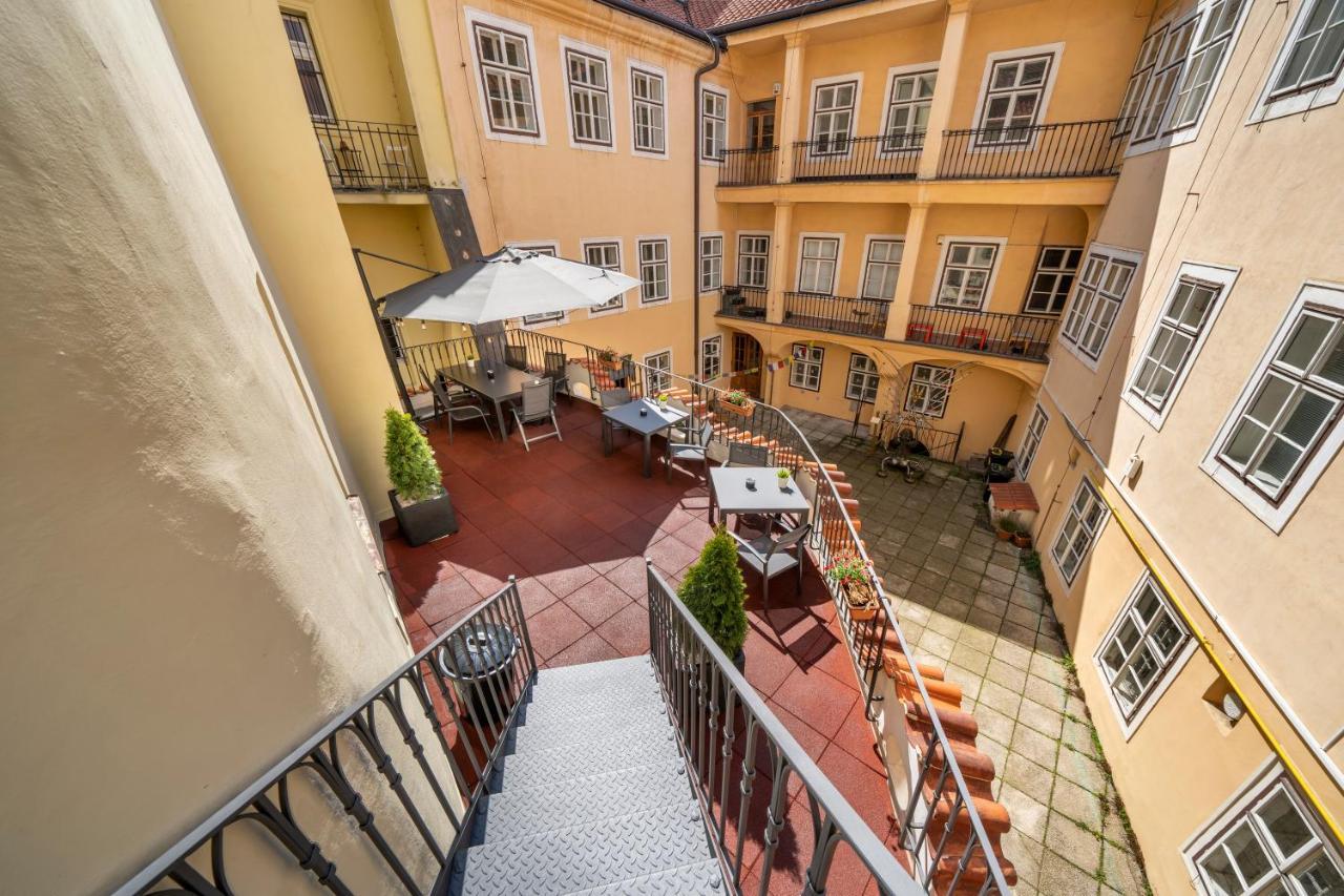 Old Town - Aparthotel Michalska Prague Luaran gambar